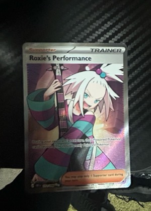 Roxie's Performance, graded 9.0